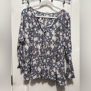 143 Story by Line Up Blouse Womens S Blue Floral Boho Bell Sleeve Top 100% Rayon